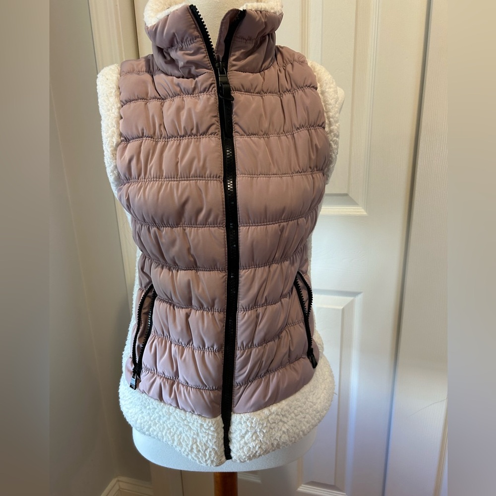 Calvin Klein Performance best with Sherpa trimming